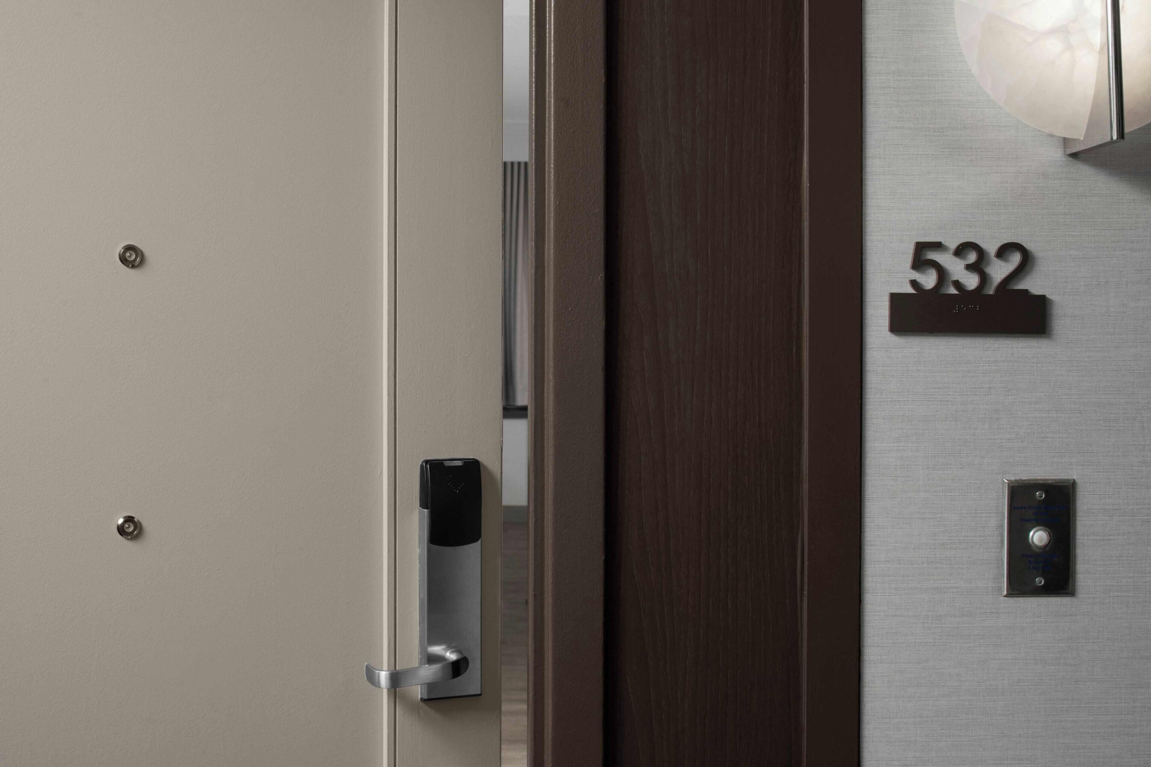 premium bedding, down duvets, in-room safe, desk