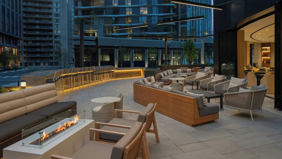 AC Hotel by Marriott Arlington National Landing