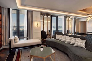 Presidential Suite | Living area