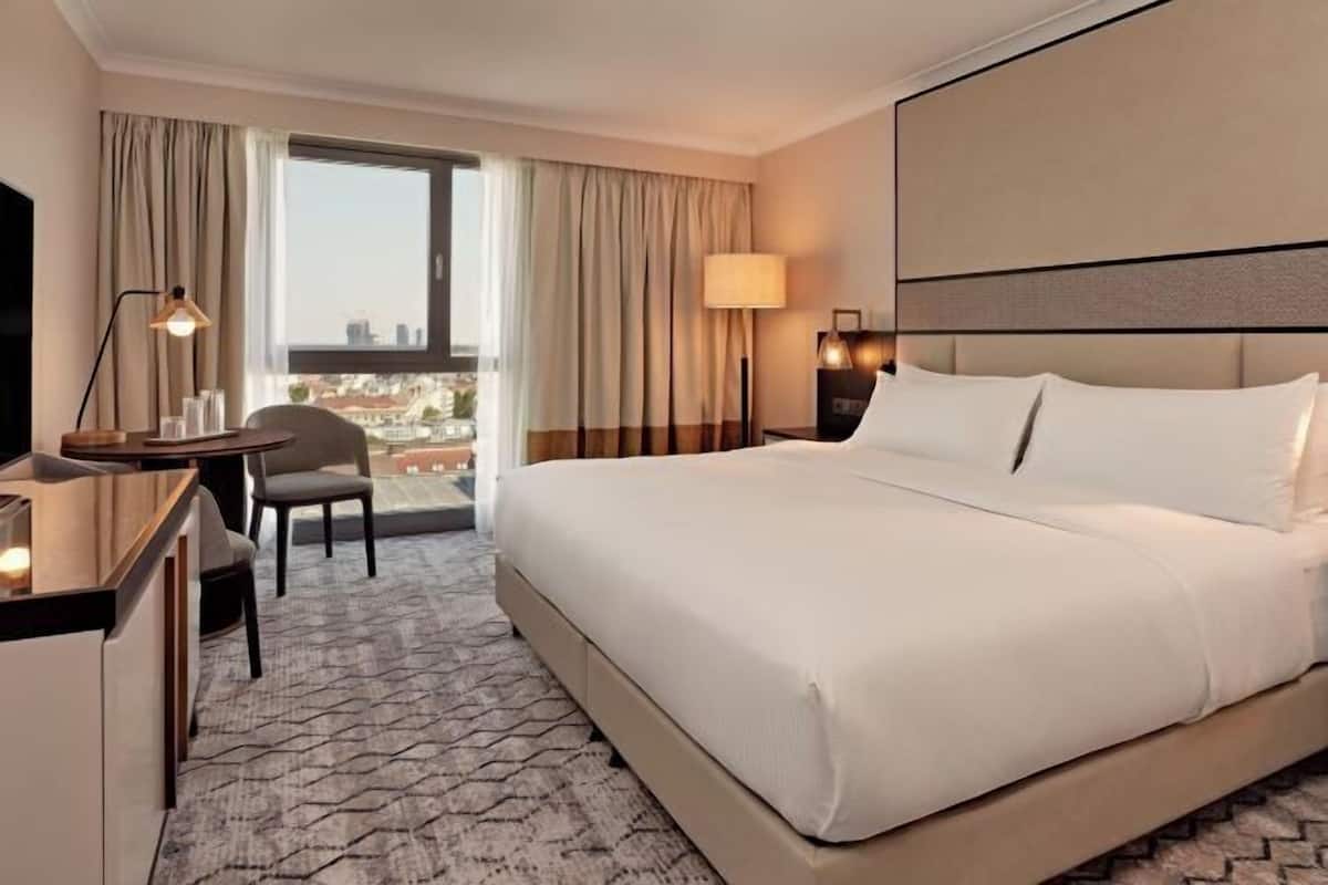 1 bilik tidur, peralatan tempat tidur premium, peti besi dalam bilik