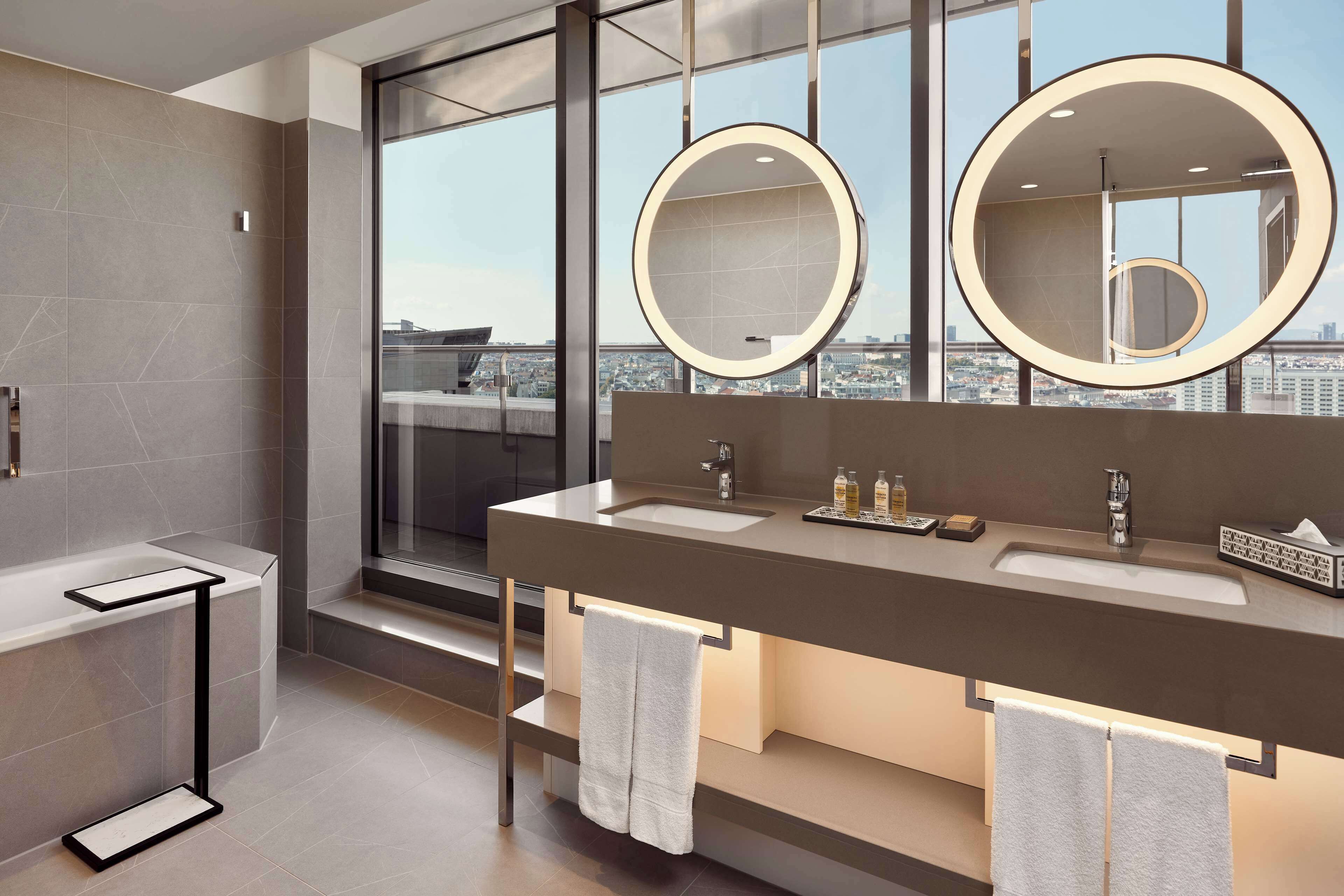 suite, 1 king bed (grand view penthouse) | bathroom | free toiletries, hair dryer, bathrobes, slippers