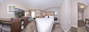 Roba de llit d'alta qualitat i caixa forta a l'habitació 