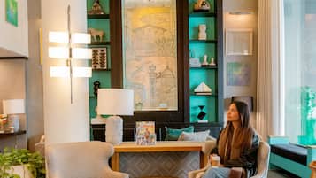 Sala de estar en el lobby