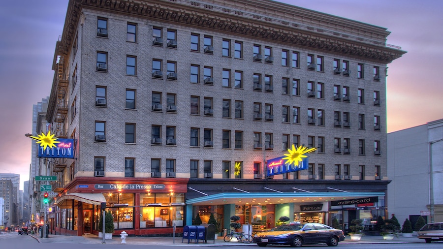 Hotel Triton