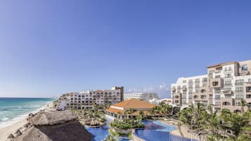 2 outdoor pools, pool umbrellas, pool loungers