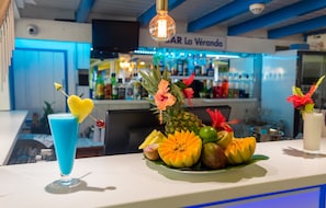Bar (en la propiedad)