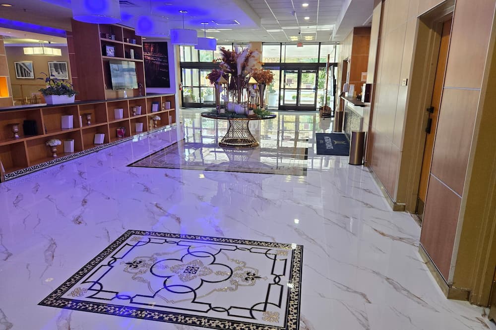 Metro Points Hotel