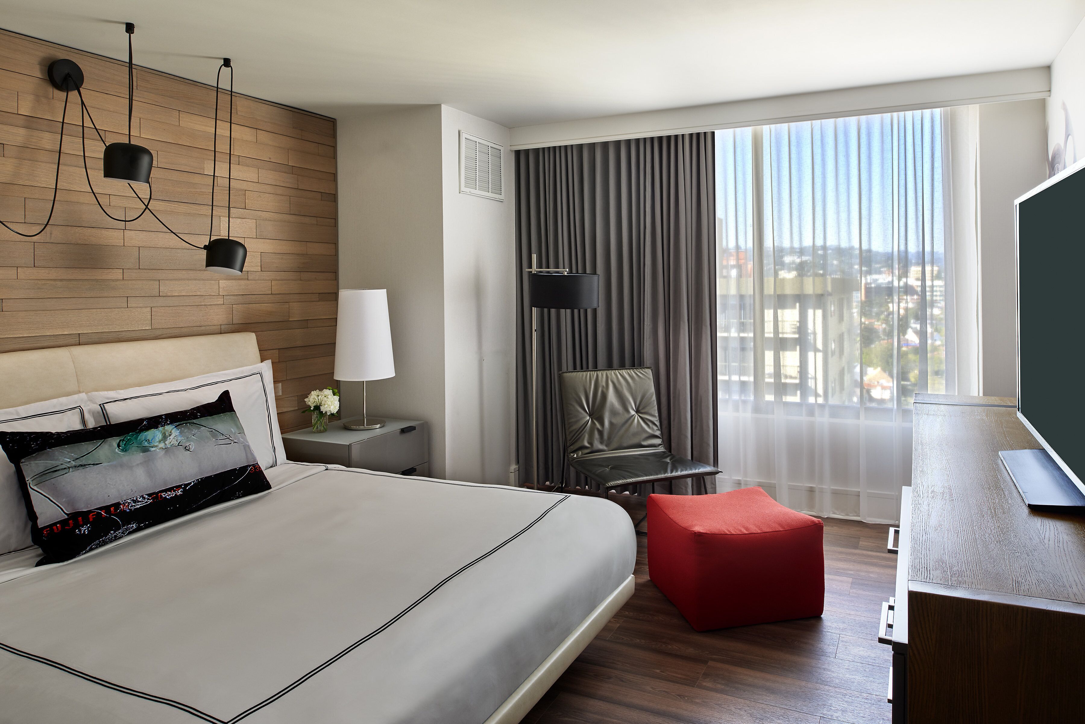 A closer look at Eco Friendly Suites Los Angeles Ca
