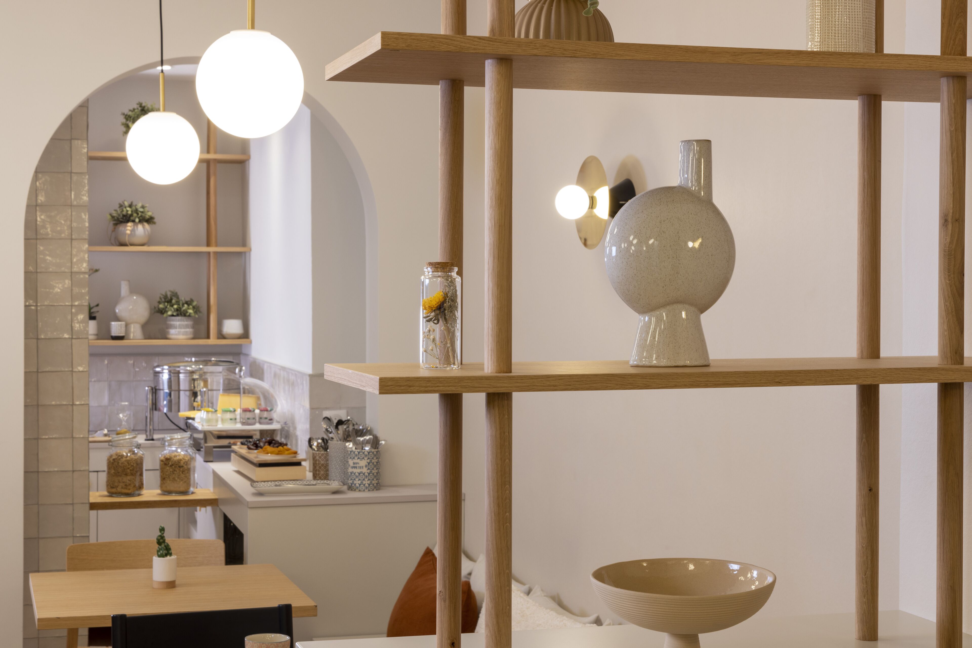 daily continental breakfast (eur 18 per person)