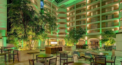 Embassy Suites by Hilton Jacksonville Baymeadows