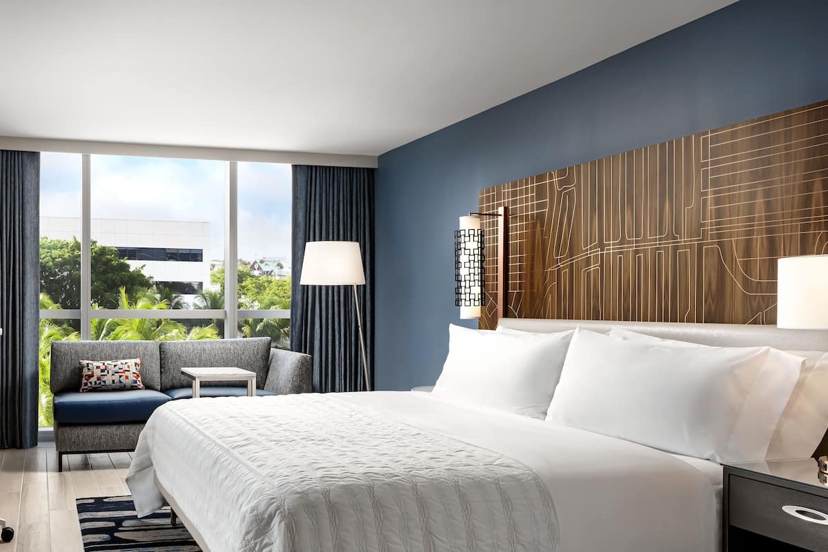 premium bedding, pillow-top beds, in-room safe, desk