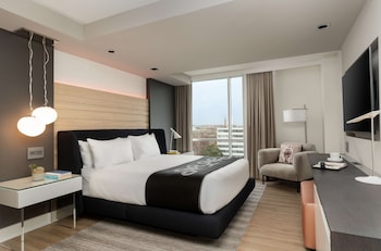Room, 1 King Bed, City View (Zena) | City view at Hotel Zena Washington DC