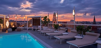 Rooftop terrace at Hotel Zena Washington DC
