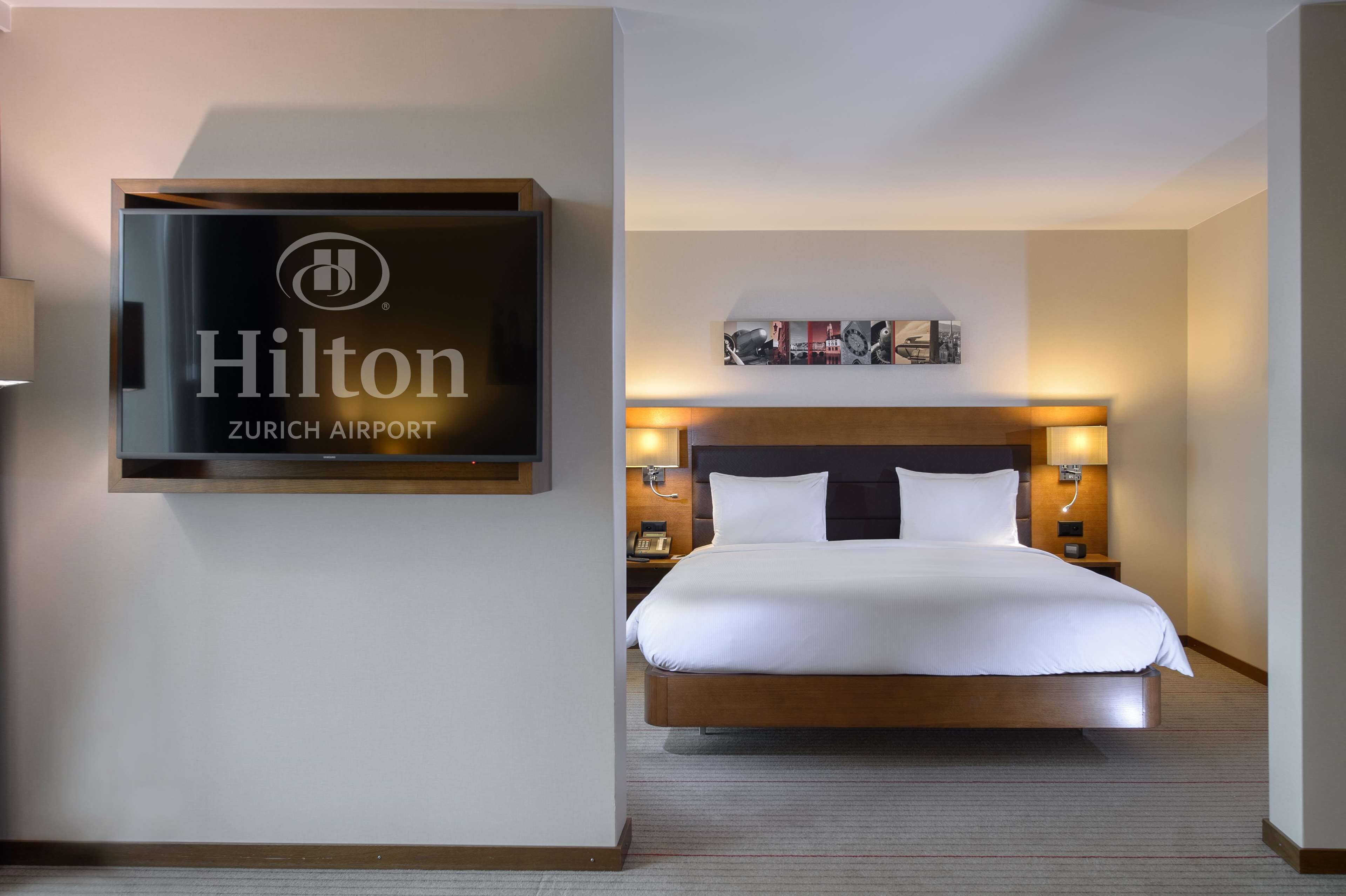 family suite | 1 bedroom, hypo-allergenic bedding, minibar, in-room safe