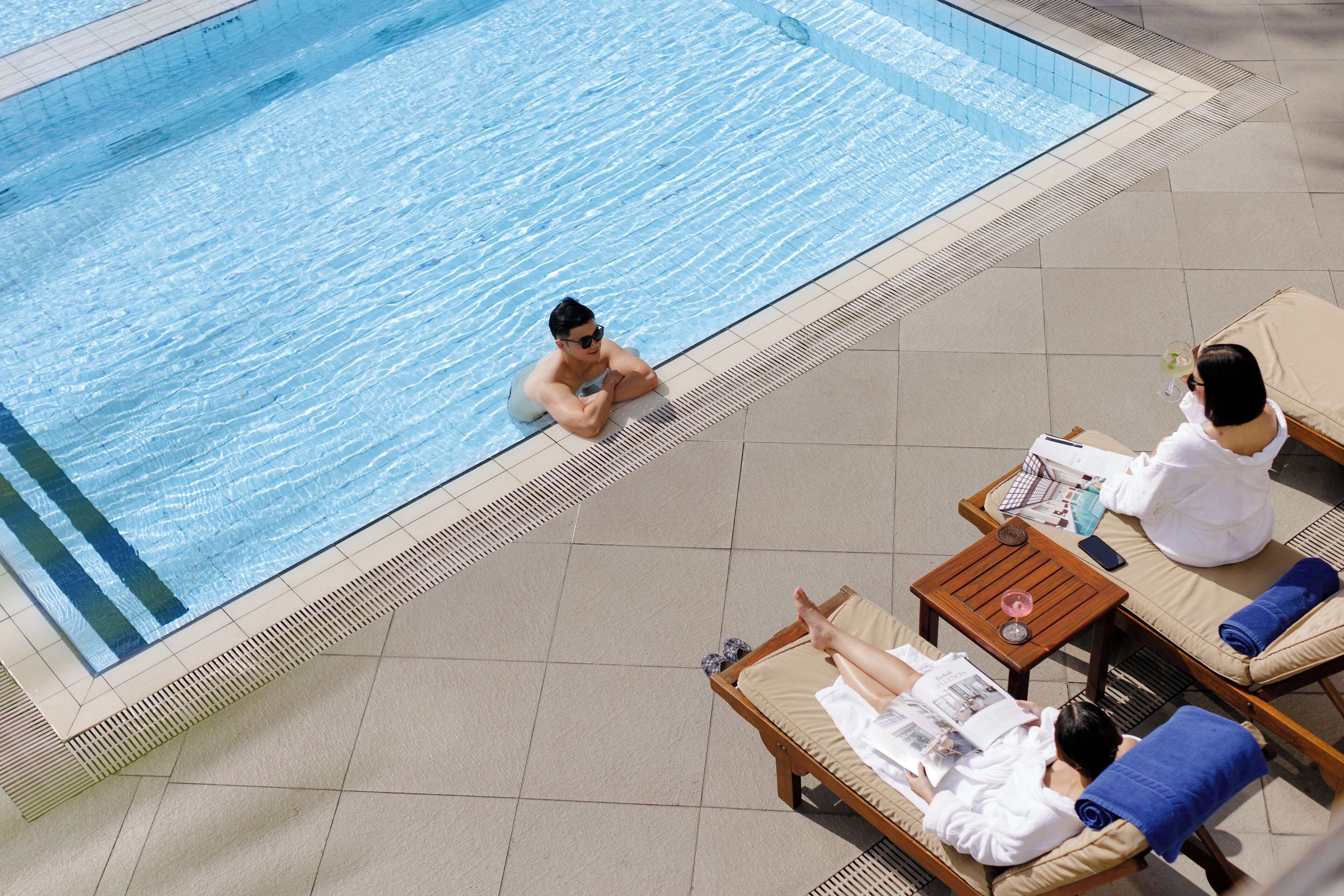 outdoor pool, pool loungers