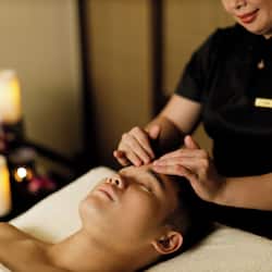 Sauna, hot tub, steam room, body treatments, aromatherapy