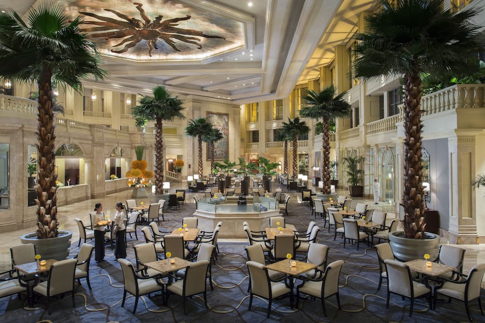 The Peninsula Manila