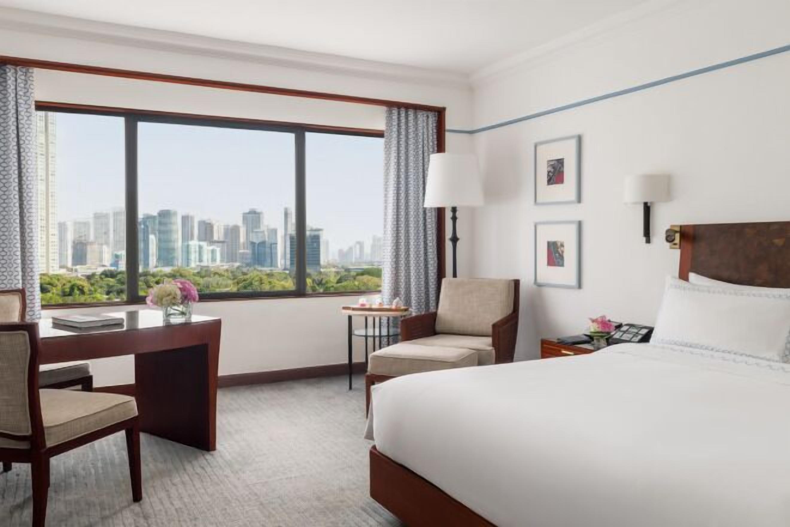 Ropa de cama de alta calidad y minibar 