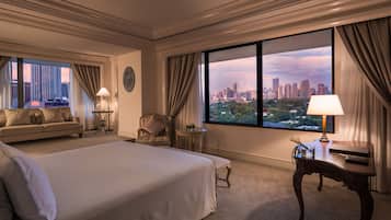 Premium bedding, minibar, in-room safe, desk