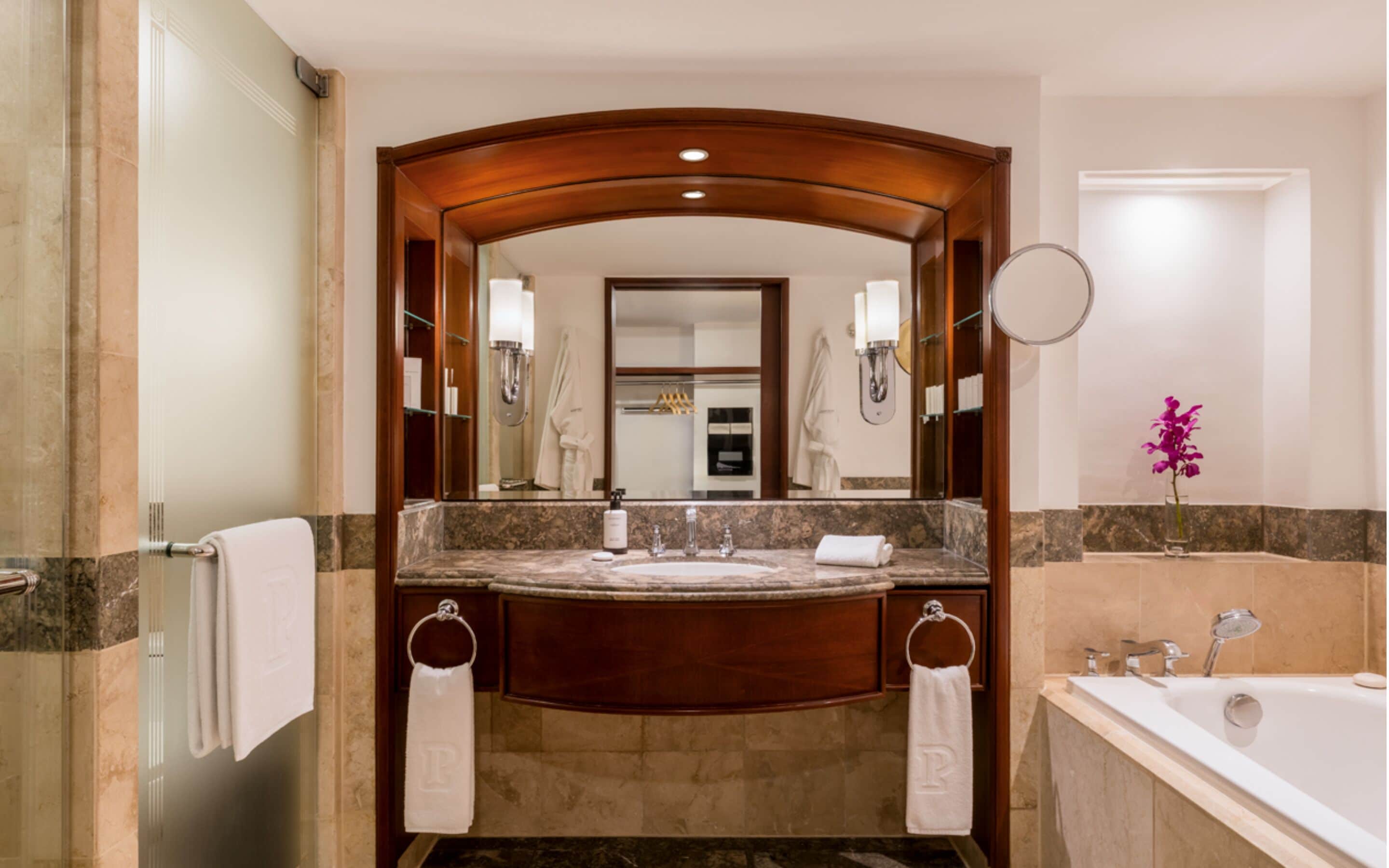 Photo - The Peninsula Manila