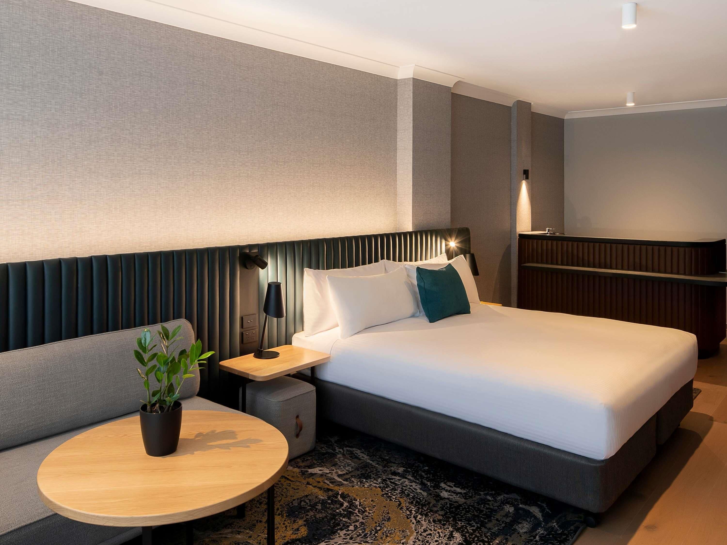 Junior Suite | In-room safe, laptop workspace, blackout drapes, iron/ironing board