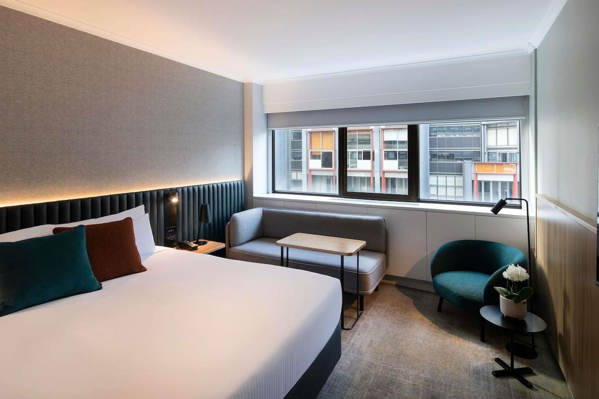 Superior Room, 1 King Bed