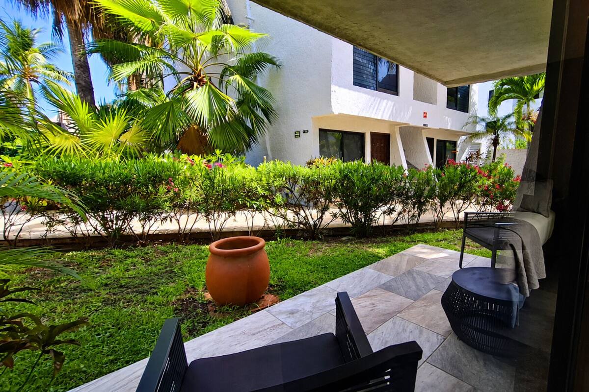 Junior Suite, 1 Bedroom | 20 bedrooms, premium bedding, down comforters, in-room safe