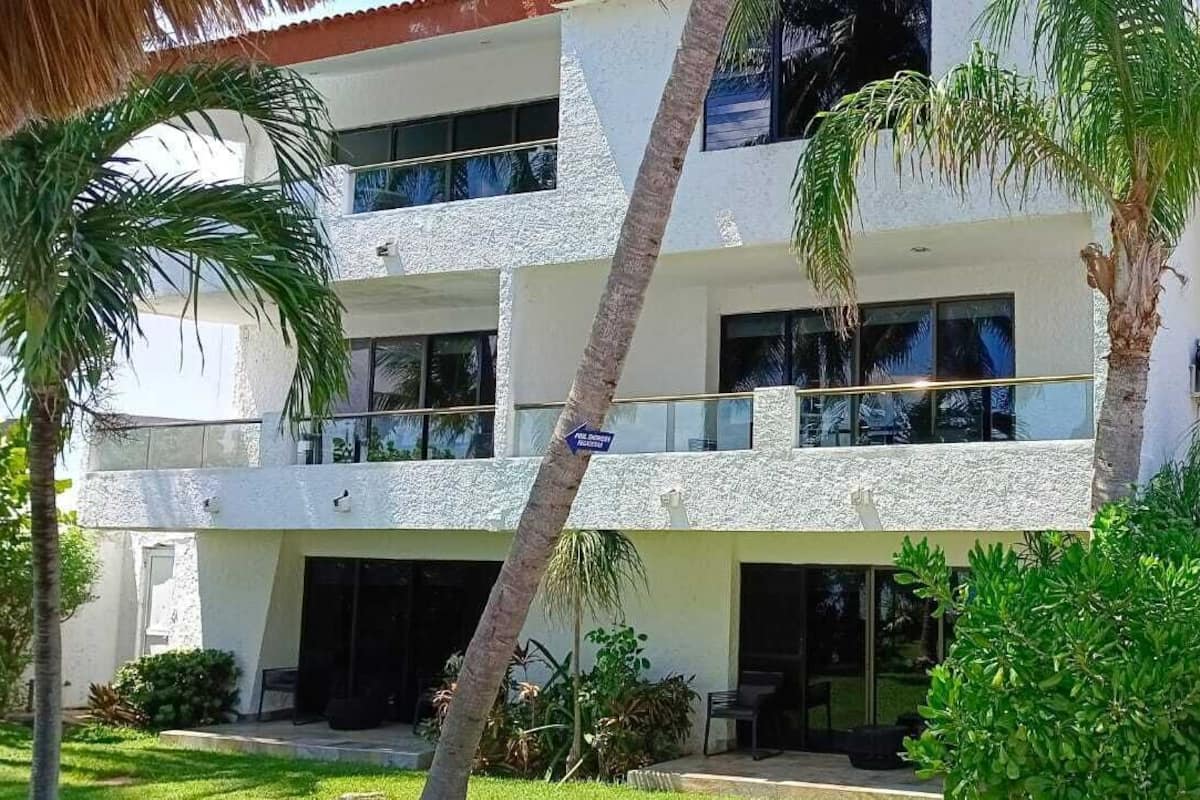20 habitaciones, ropa de cama de alta calidad y cubrecamas