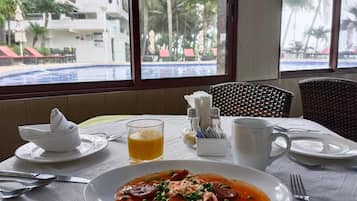 Daily cooked-to-order breakfast for a fee