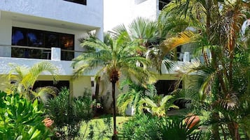 Luxury Junior Suite Lagoon View | 20 bedrooms, premium bedding, down comforters, pillowtop beds