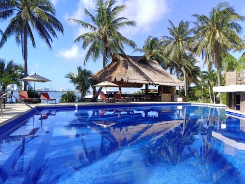 Sina Suites Cancún - Adults Only