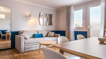 Apartment, Multiple Beds | In-room safe, desk, soundproofing, iron/ironing board