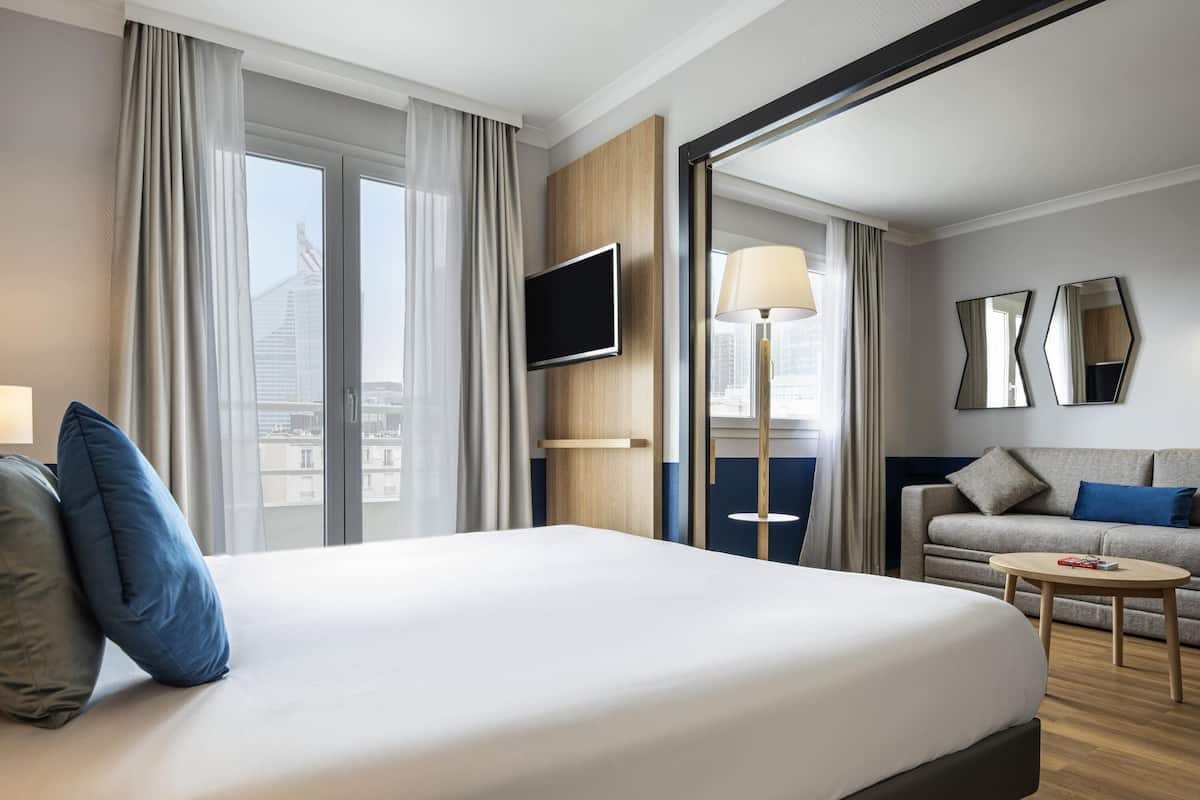 Apartment, Multiple Beds