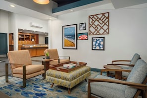 Lobby lounge