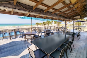 3 restaurants, breakfast, lunch, dinner served; American cuisine