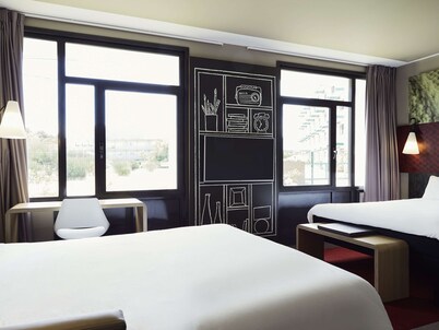 ibis Toulon La Seyne Sur Mer