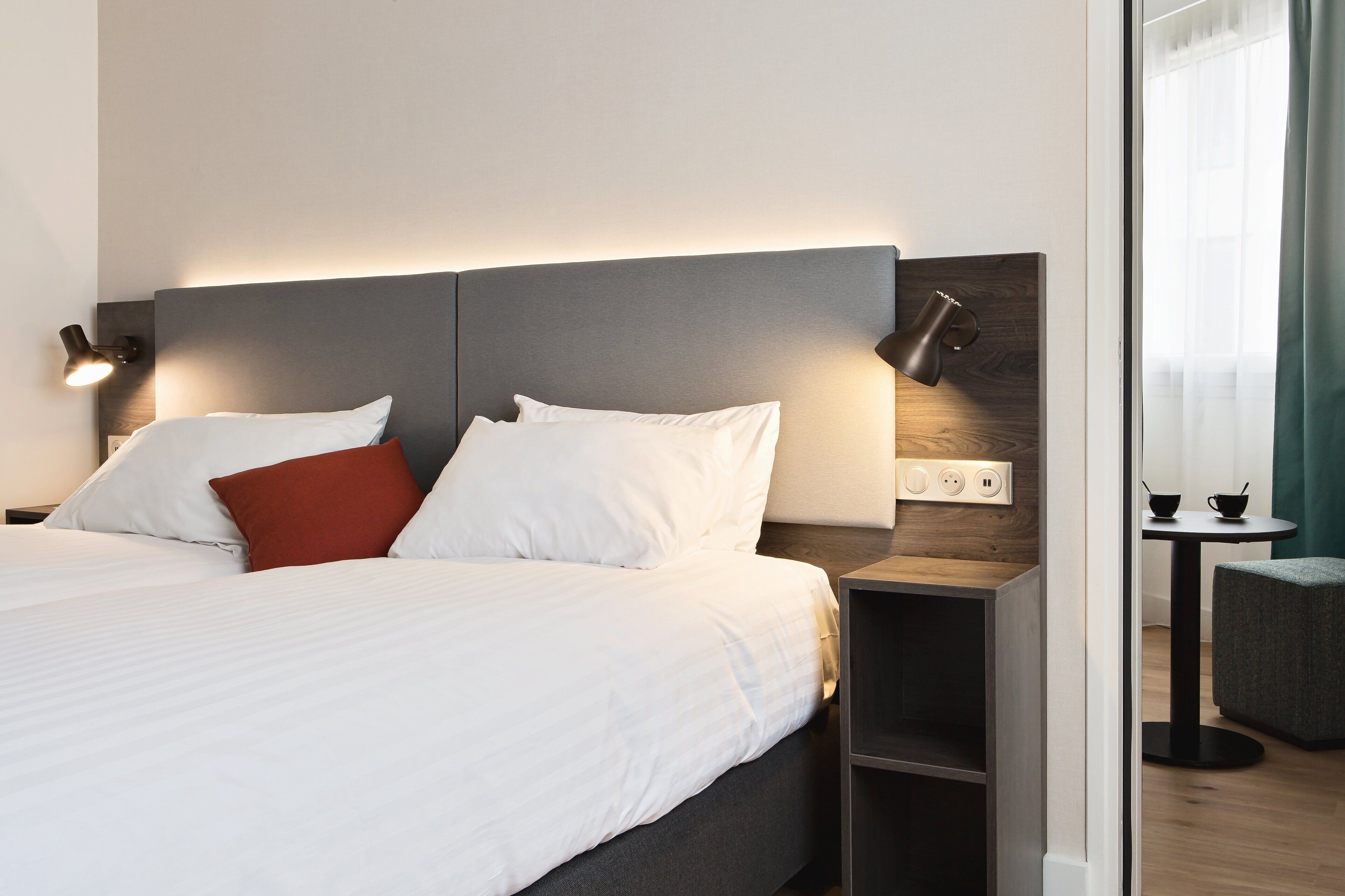 Photo - Holiday Inn Toulon City Centre by IHG