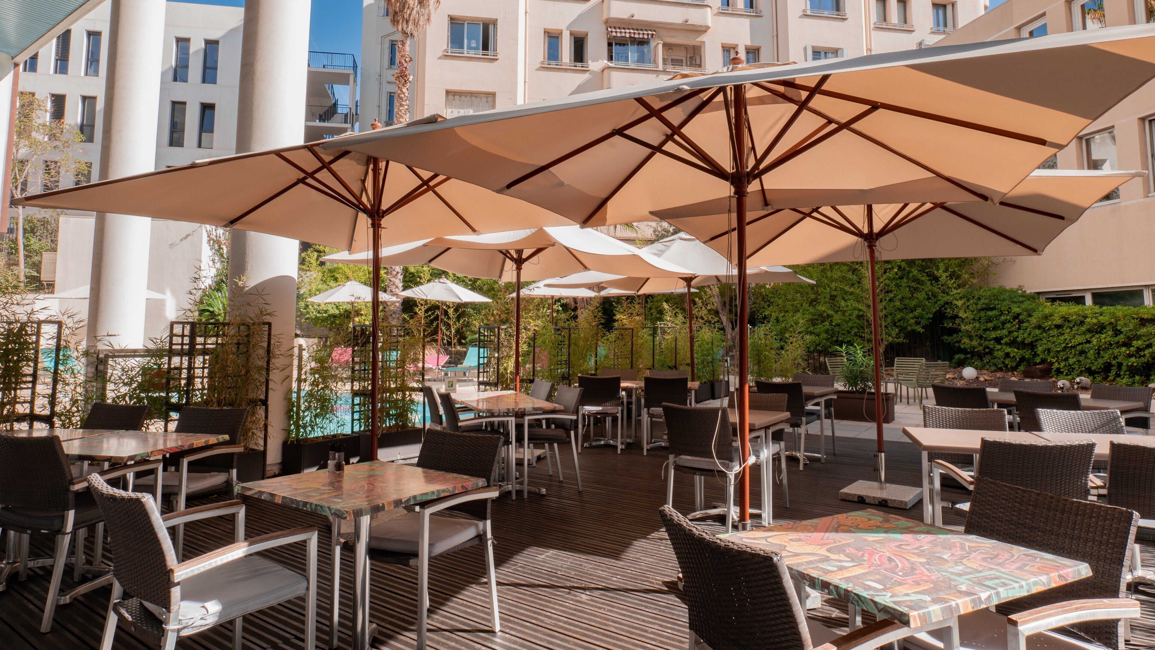 Photo - Holiday Inn Toulon City Centre by IHG