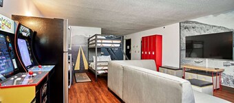 Super 8 by Wyndham Mahwah