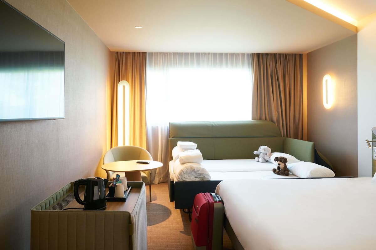 Family Room, Multiple Beds (Superior) | Premium bedding, in-room safe, desk, blackout drapes