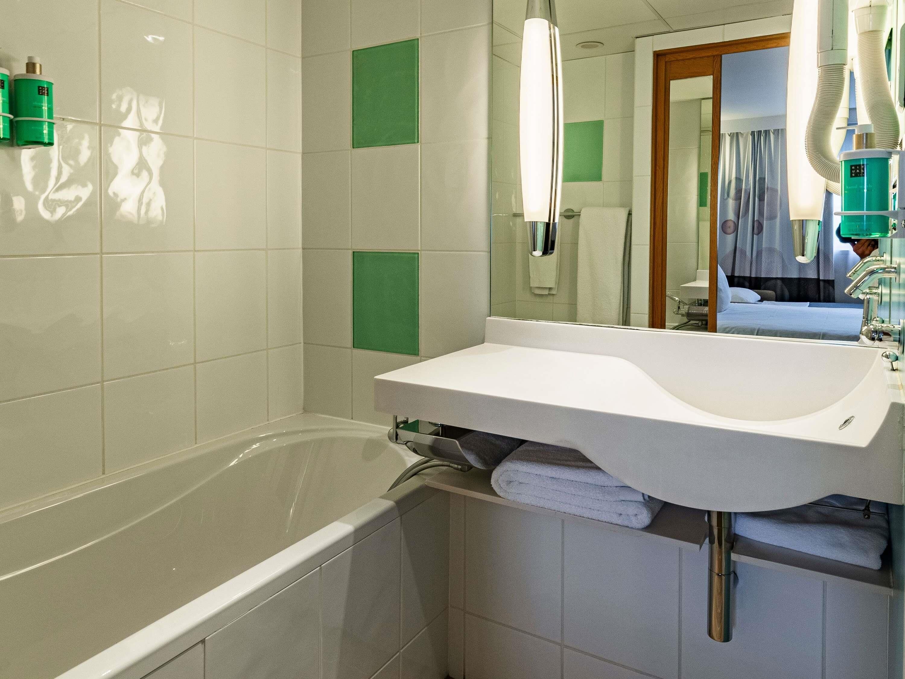 premium bedding, in-room safe, desk, blackout curtains