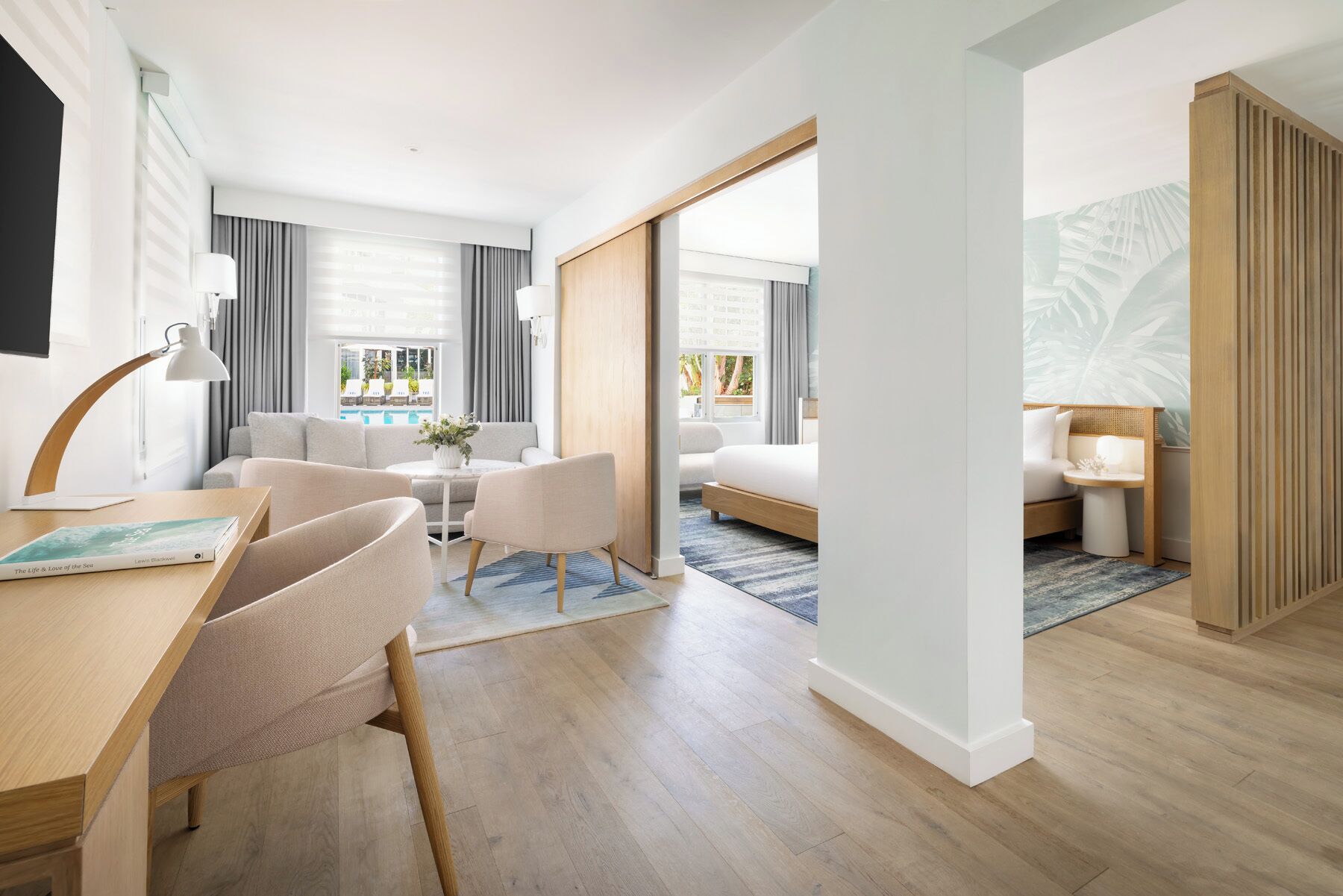 Deluxe Room, 1 King Bed with Sofa bed | Premium bedding, pillowtop beds, minibar, in-room safe