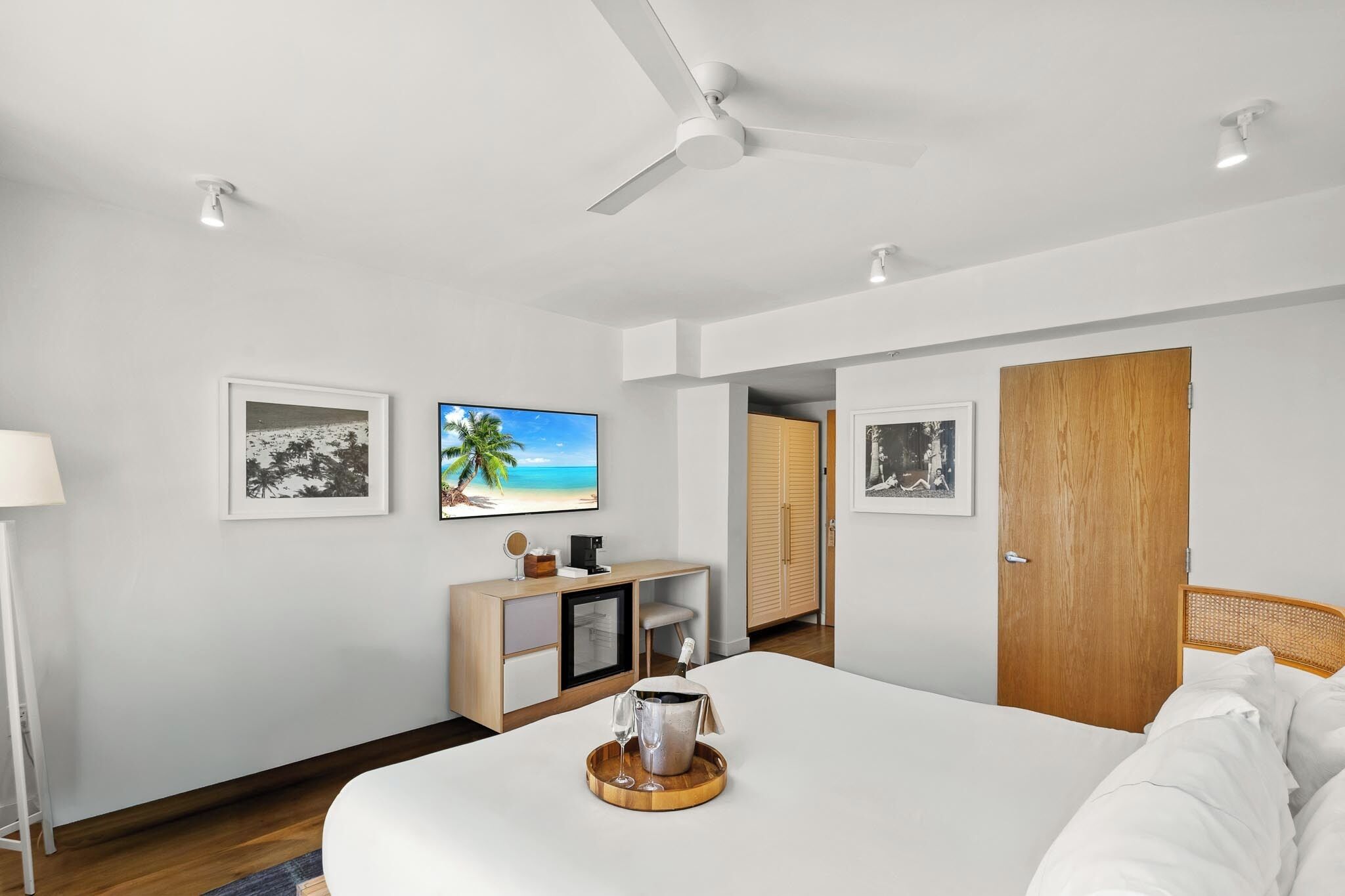 Premium bedding, pillow-top beds, minibar, in-room safe