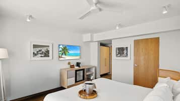 Premium bedding, pillowtop beds, in-room safe, laptop workspace