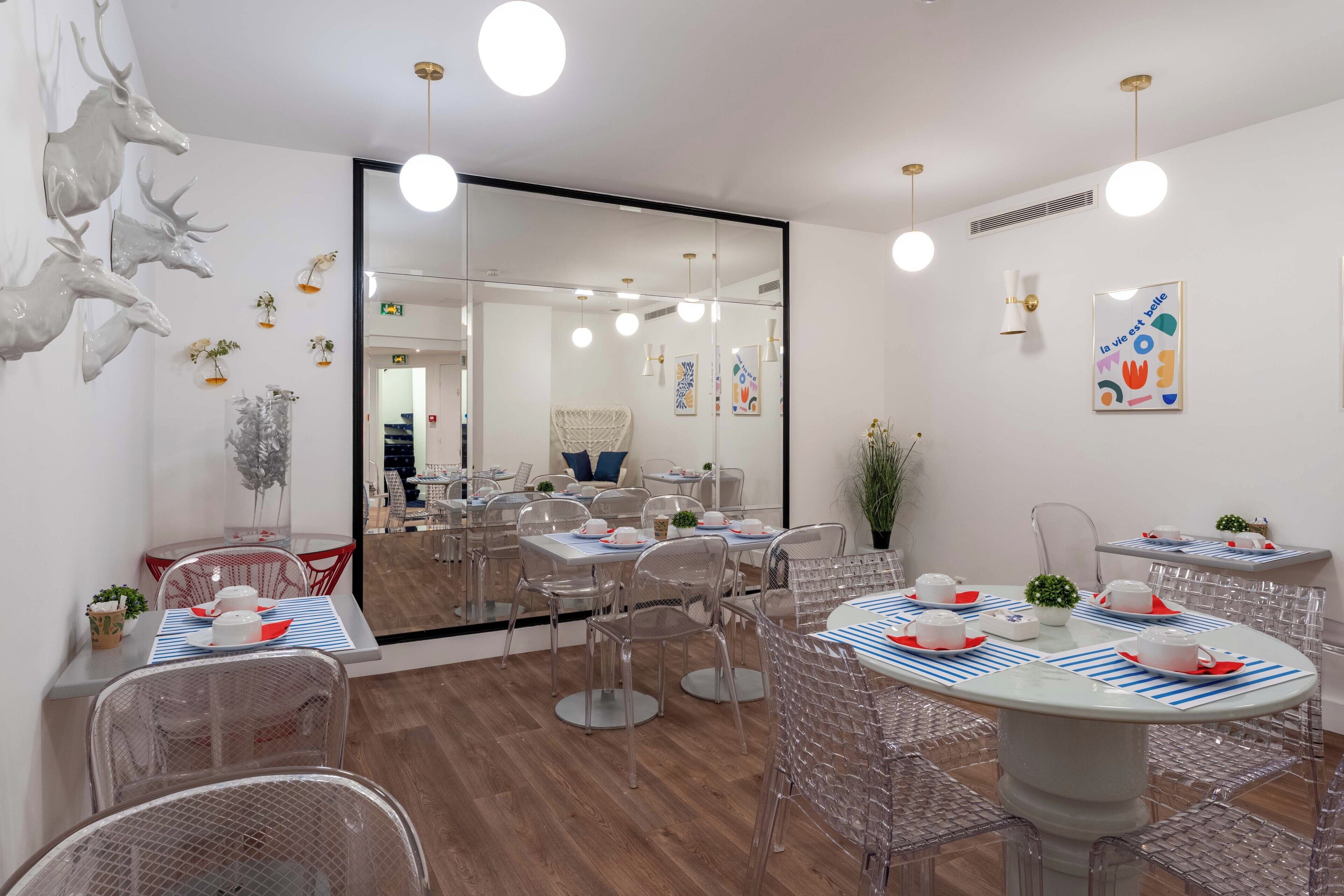 daily buffet breakfast (eur 14 per person)