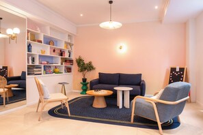 Sala de estar en el lobby