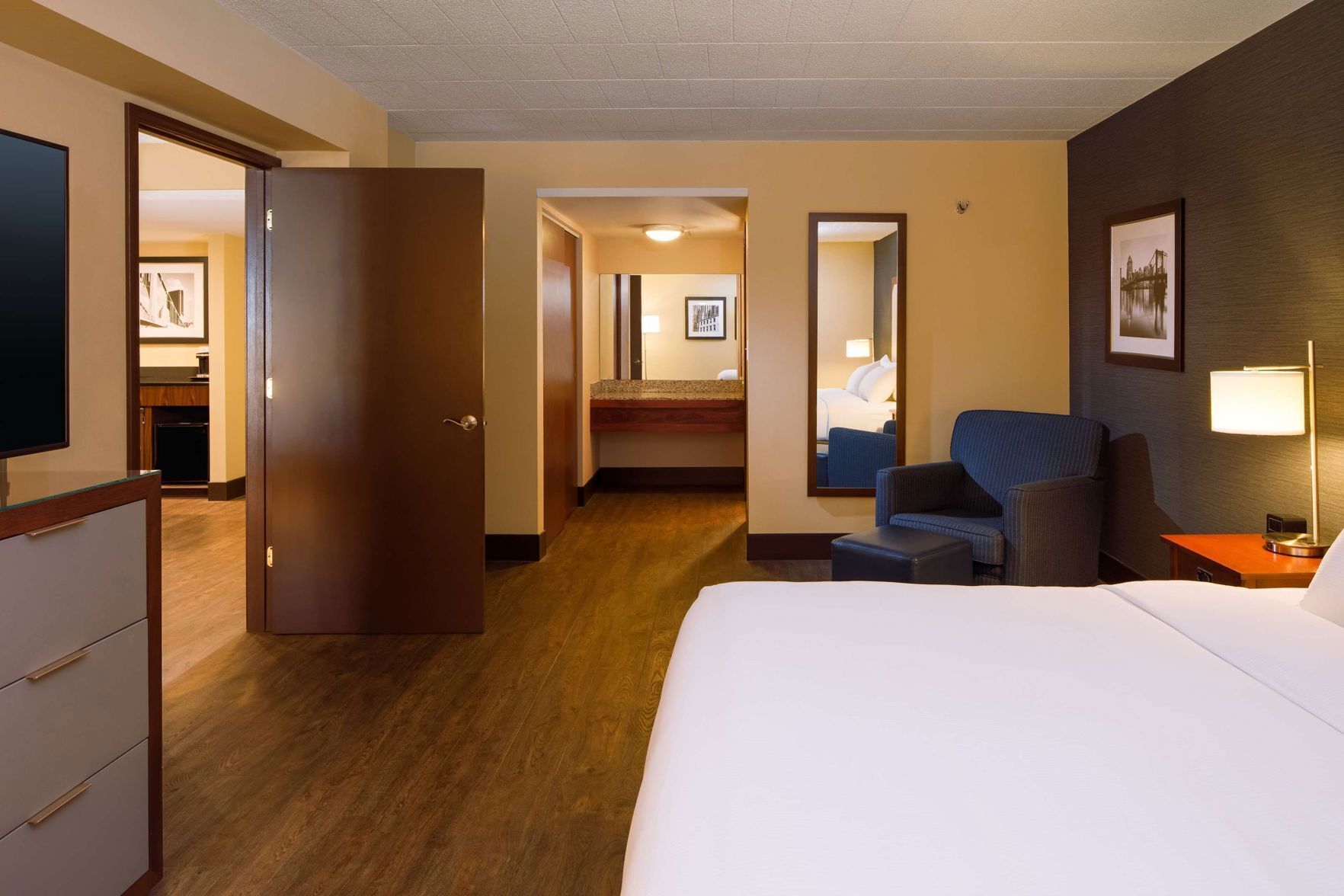 In-room safe, desk, laptop workspace, blackout drapes