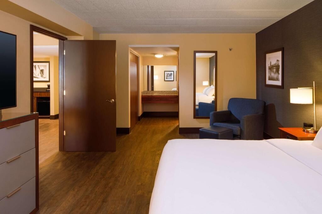 In-room safe, desk, laptop workspace, blackout curtains