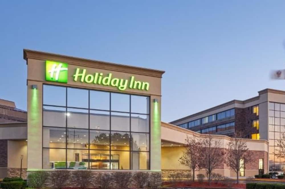 luxury hotels in Matteson