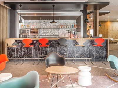 ibis Nantes Centre Tour Bretagne
